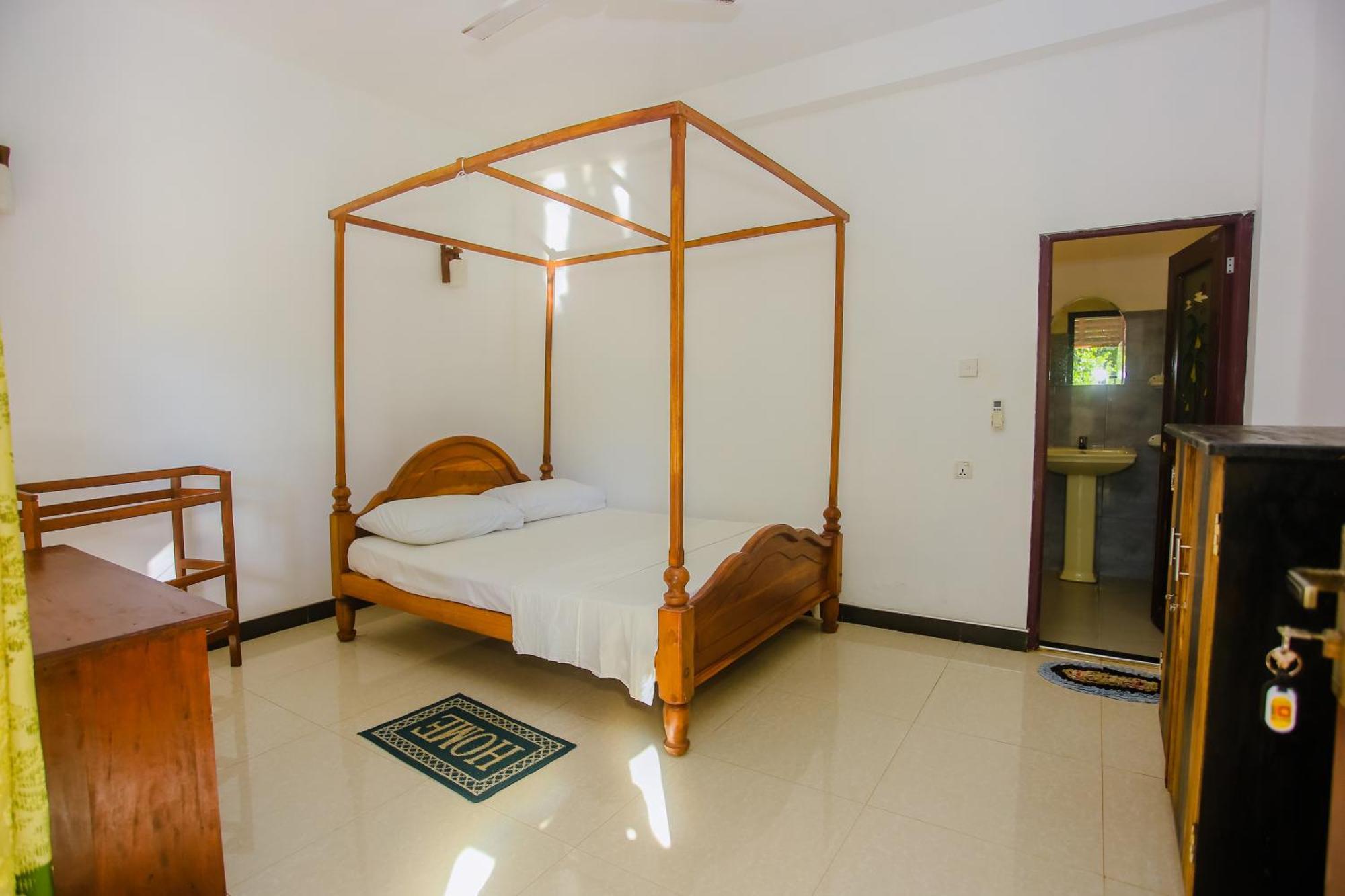 Bed and Breakfast Little Angels Мирисса Экстерьер фото