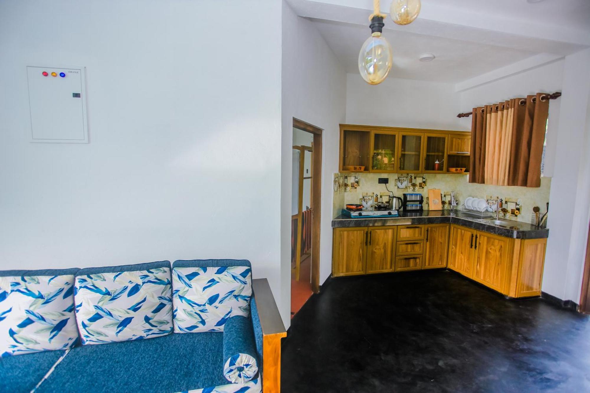 Bed and Breakfast Little Angels Мирисса Экстерьер фото